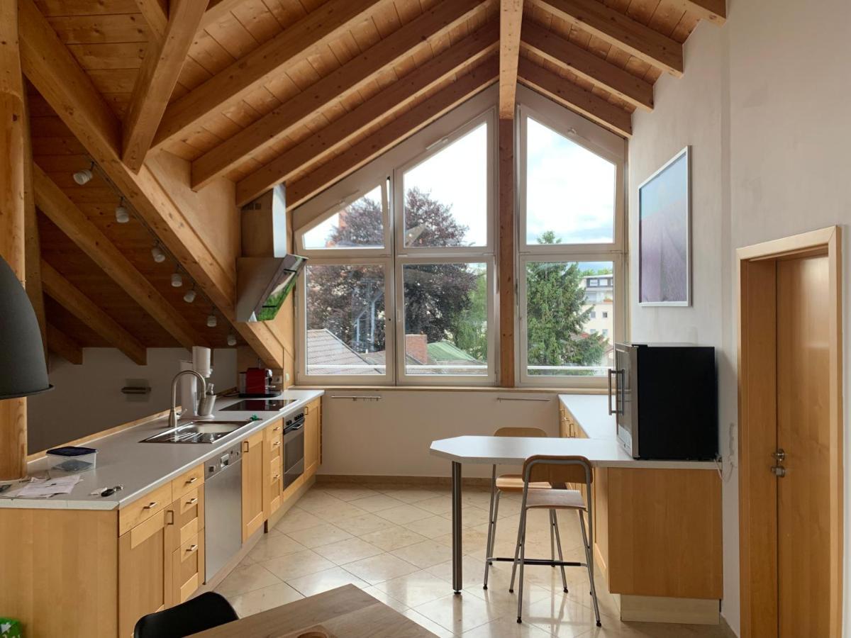 City Dachterassenwohnung Розенхайм Екстериор снимка