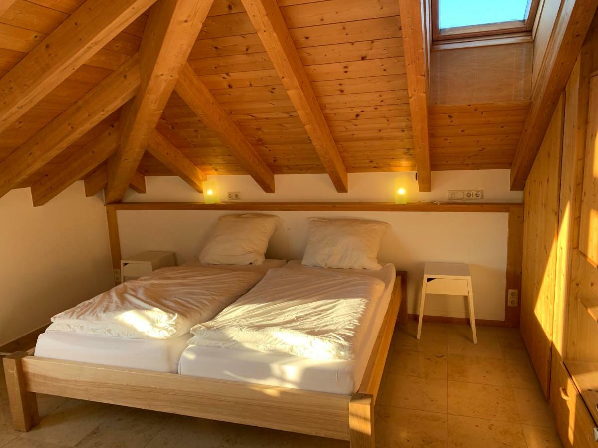 City Dachterassenwohnung Розенхайм Екстериор снимка